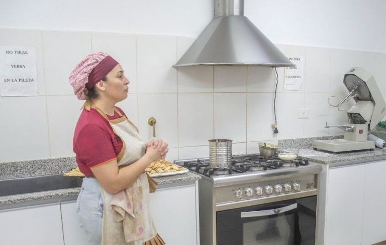 Ayudar a emprender: Las cocinas comunitarias en palabra de los propios emprendedores