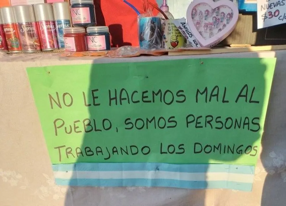 Los feriantes se preparan para realizar una protesta en rechazo a un posible traslado
