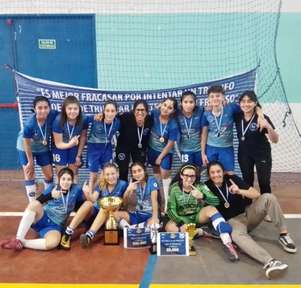San Esteban (El Team) gritó fuerte otro campeonato
