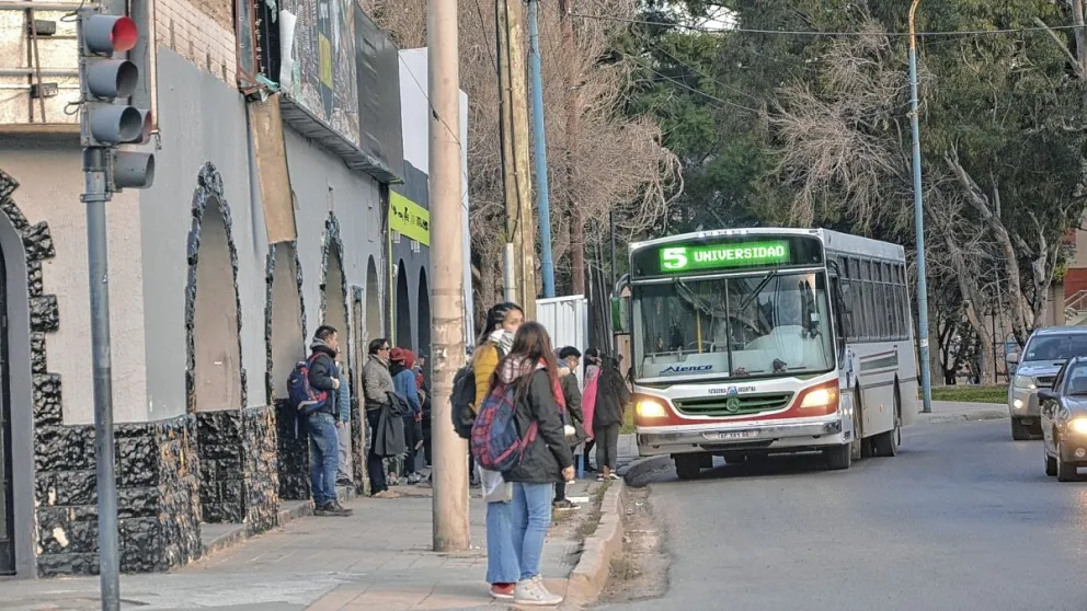 A partir de este viernes comenzarán a regir los nuevos recorridos del transporte público