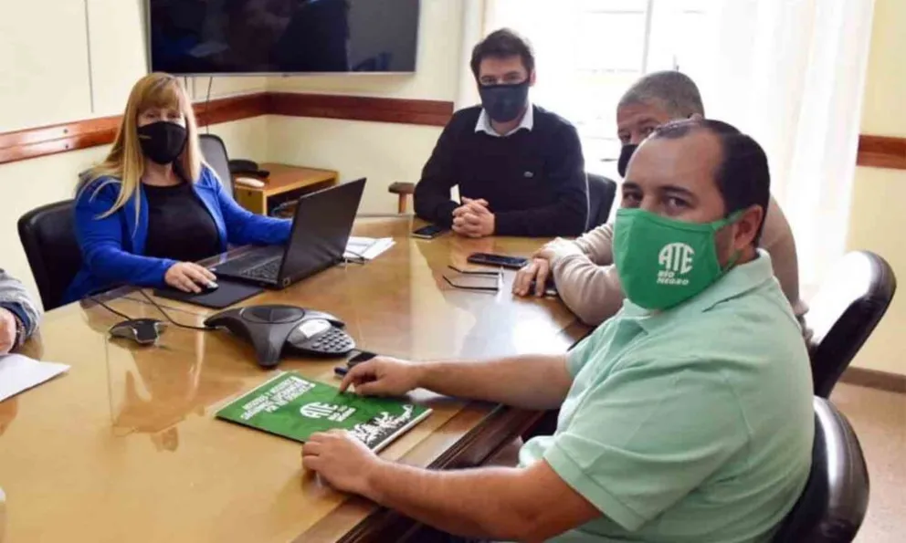 El gobierno provincial convocó a una reunión con los gremios para acordar la pauta salarial