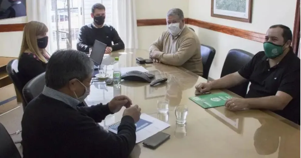 El gobierno convocó a los gremios para el viernes 5 a seguir discutiendo la pauta salarial