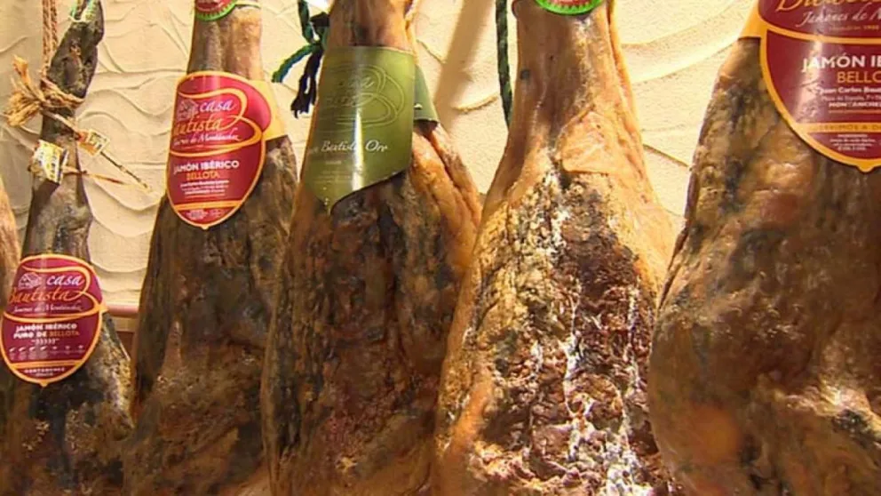 Insólito: no quisieron entregar el jamón y huyeron a toda velocidad
