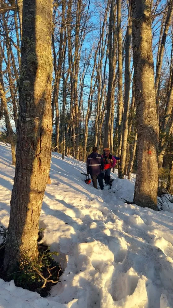 Operativo de rescate por un joven que se desorientó en un sendero y se perdió