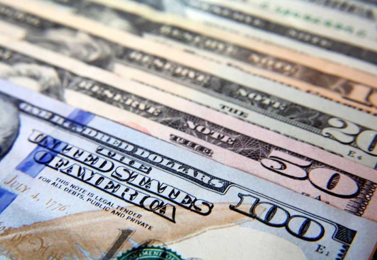El Banco Central siguió perdiendo reservas, ¿a cuánto cerró el dólar blue?