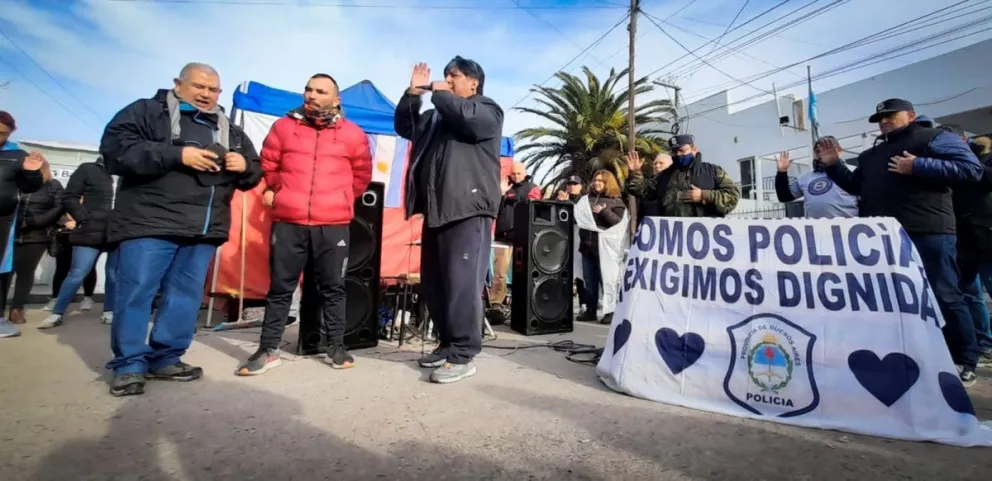 Gratas novedades para los policías retirados y pensionados de Río Negro: todos los detalles
