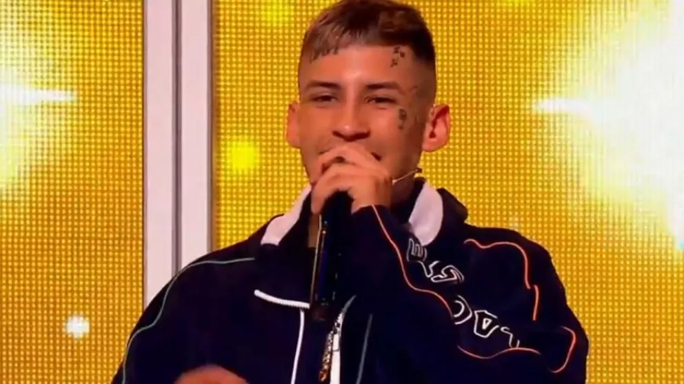 L-Gante debutó como jurado de “Canta Conmigo Ahora” y una jurada le declaró su amor