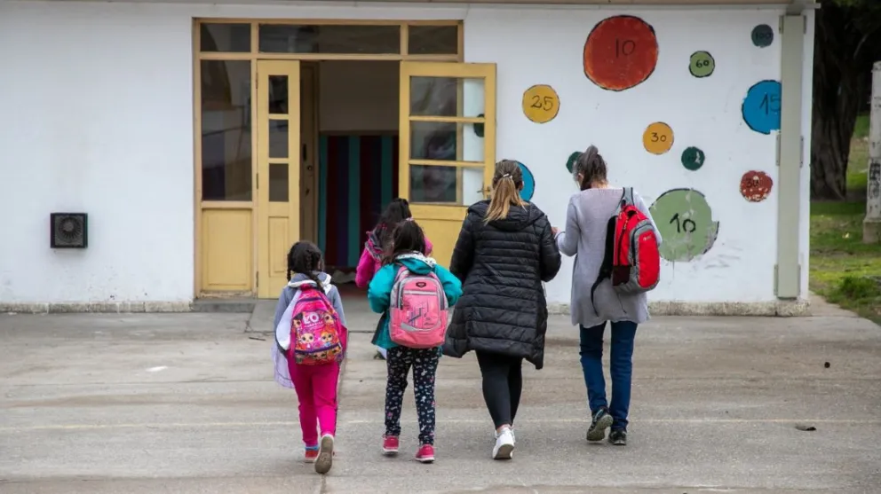 Ya es una realidad inminente que los alumnos estarán más horas en las escuelas rionegrinas