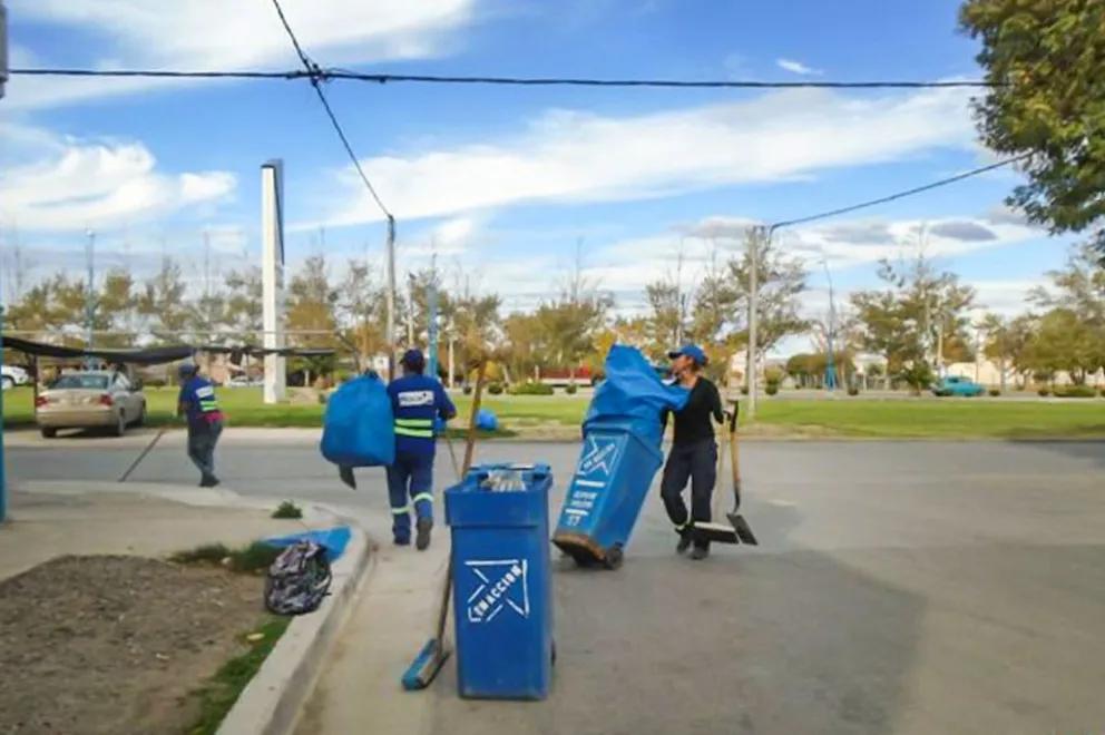 Sueldos que deambulan en la línea de la pobreza: Lo que cobrarán los municipales tras el acuerdo paritario