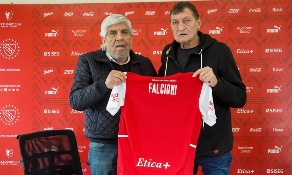 Independiente oficializó la llegada de Julio Falcioni como nuevo entrenador