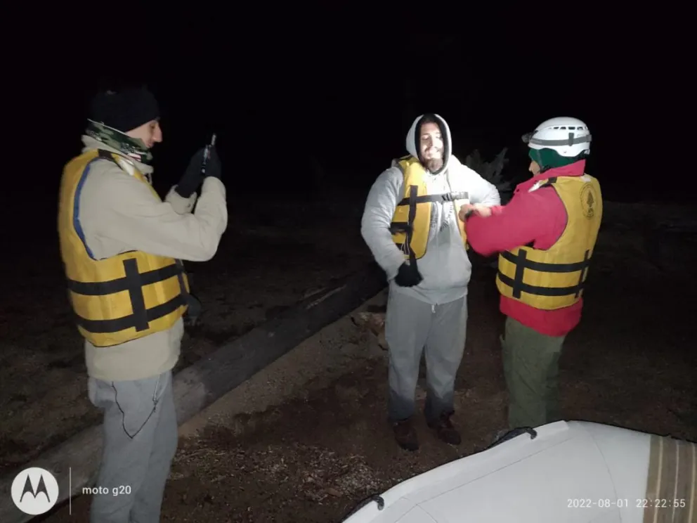 Dos turistas se desorientaron bajando del refugio Frey y tuvieron que ser rescatados