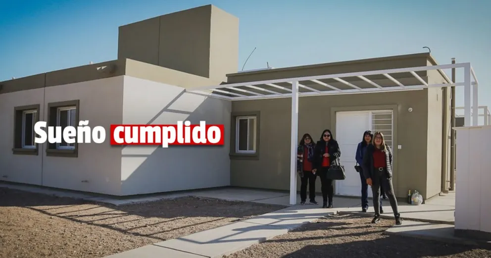 Se entregaron 60 viviendas del barrio José Américo Grimalt, en Ullum