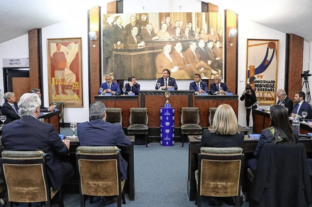 Argentina, Uruguay, Chile y Paraguay presentaron su candidatura conjunta para organizar el Mundial de 2030