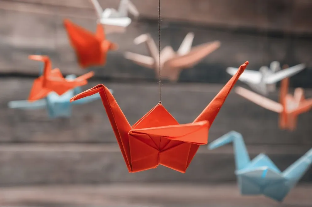 En la cultura japonesa, la grulla es símbolo de esperanza.