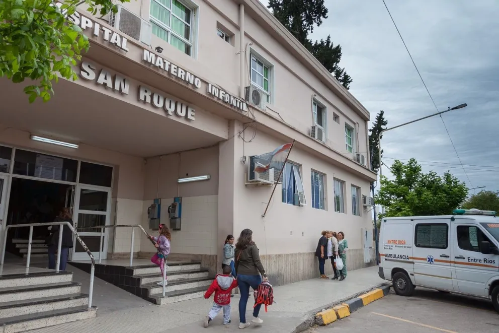 Apuñaló al carpintero que trabajaba en su casa pensando que era alguien que lo iba a asaltar