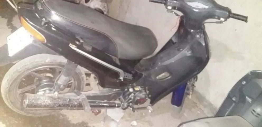Le robaron la moto en el Guido y la llamó el supuesto delincuente para negociar: el alarmante dato que le dio