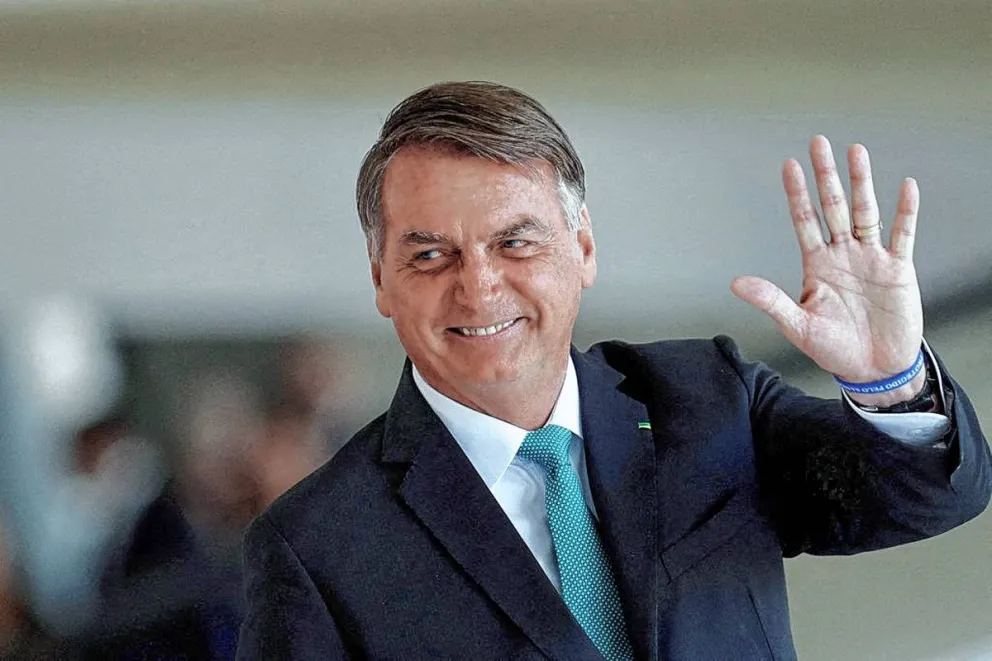 Bolsonaro volvió a cuestionar al Gobierno argentino en su pelea electoral con Lula: "Escasez, pobreza y desempleo"