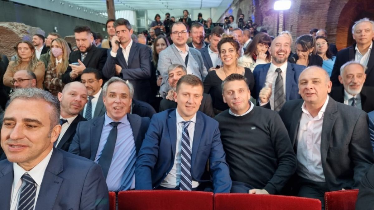 Frente Renovador Río Negro estuvo presente en la asunción de Massa
