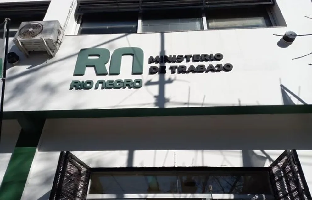 Abonarán adicionales a empleados del Ministerio de Trabajo