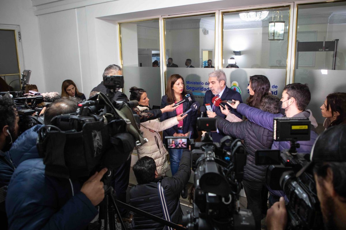 Villa Mascardi: Carreras y Aníbal Fernández pidieron "mayor celeridad" a la Justicia Federal