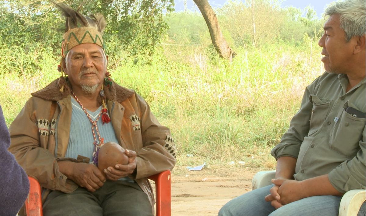 Crítica de “El campo luminoso”, Cristian Pauls tras los senderos indios del río Pilcomayo