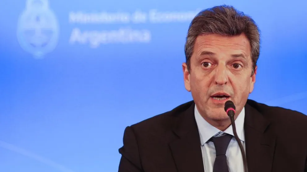 Massa anunciará el lunes el nuevo esquema tarifario por regiones para agua, luz y gas