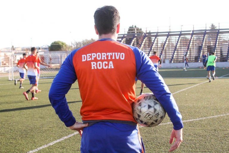 Deportivo Roca Inicia su camino en el Torneo Regional Amateur