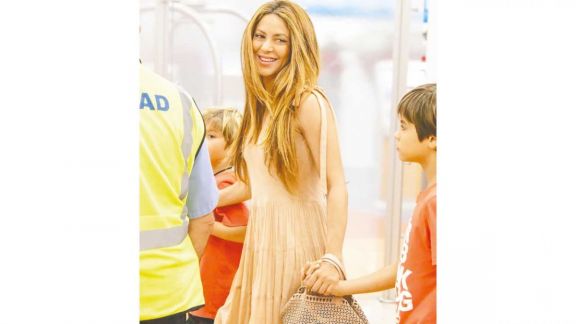 Shakira en Miami con sus dos hijos