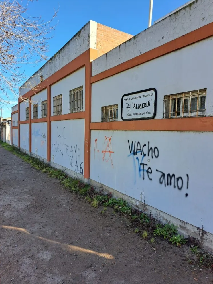 Fraude alimentario: la Planta Almería alerta sobre un producto con etiqueta adulterada