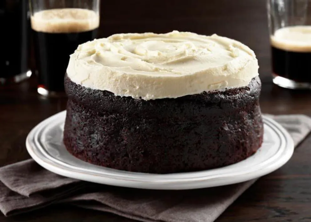 Paso a paso para hacer una torta de chocolate y cerveza negra, ¡espectacular!
