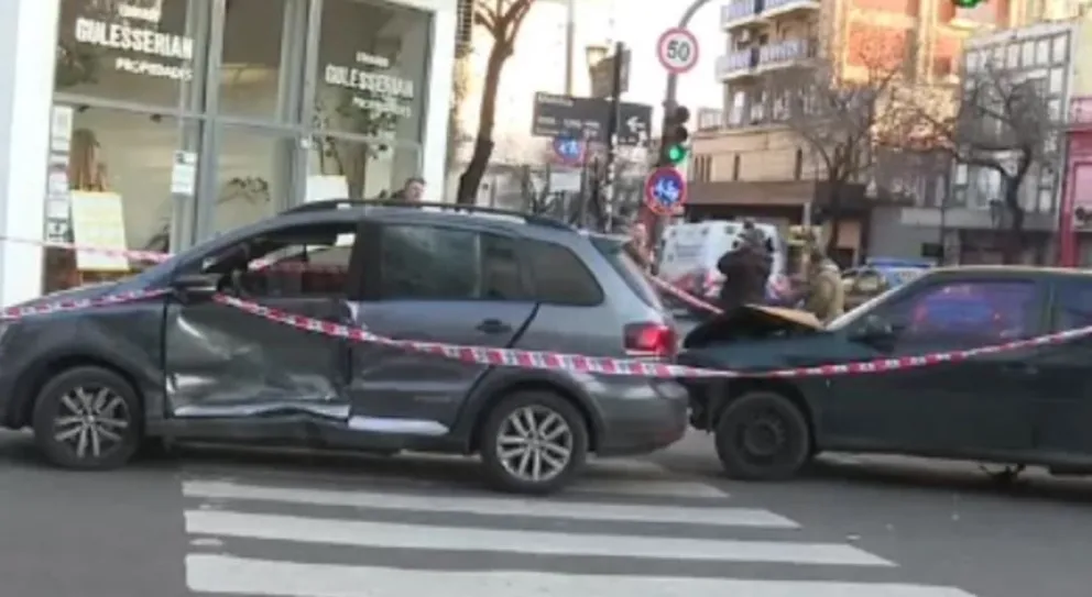 Tragedia en Palermo: Una ambulancia que iba a atender heridos en un choque mató a un motociclista