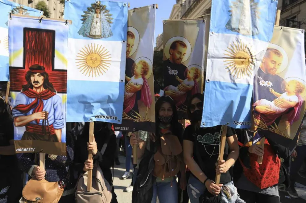 Movimientos sociales marcharán desde San Cayetano a Plaza de Mayo
