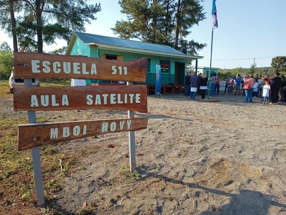 Un nuevo edificio tiene el aula satélite del paraje Mboi Hovy de Puerto Libertad