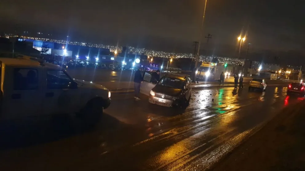 Conducía alcoholizado y chocó contra otro vehículo