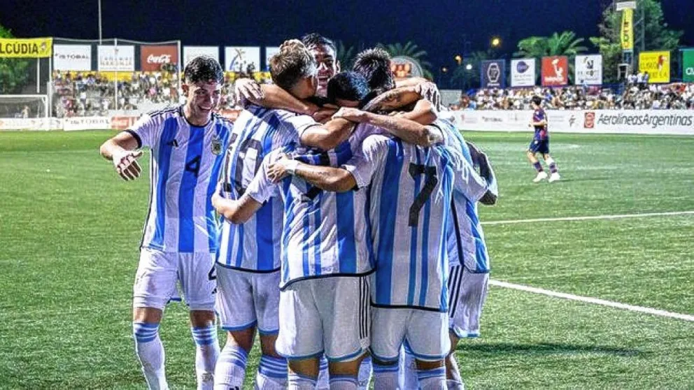 La selección Sub 20 de Mascherano ganó el trofeo de L'Alcudia