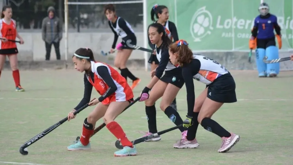 Regional de Clubes Sub 14: Alta Barda y Estudiantes levantaron la copa