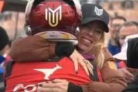 Una Nicole eufórica celebró el gran triunfo de su novio Manu Urcera en San Juan