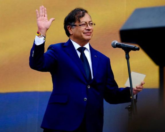 “Empieza la Colombia de lo posible”, afirmó Petro tras asumir como presidente