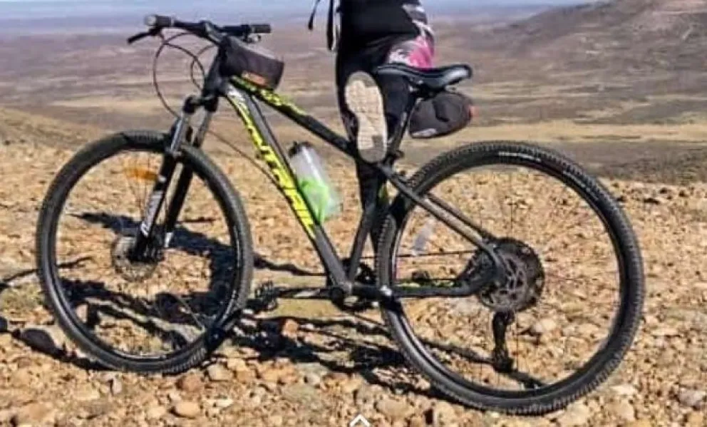 Robaron dos bicicletas del patio de una vivienda