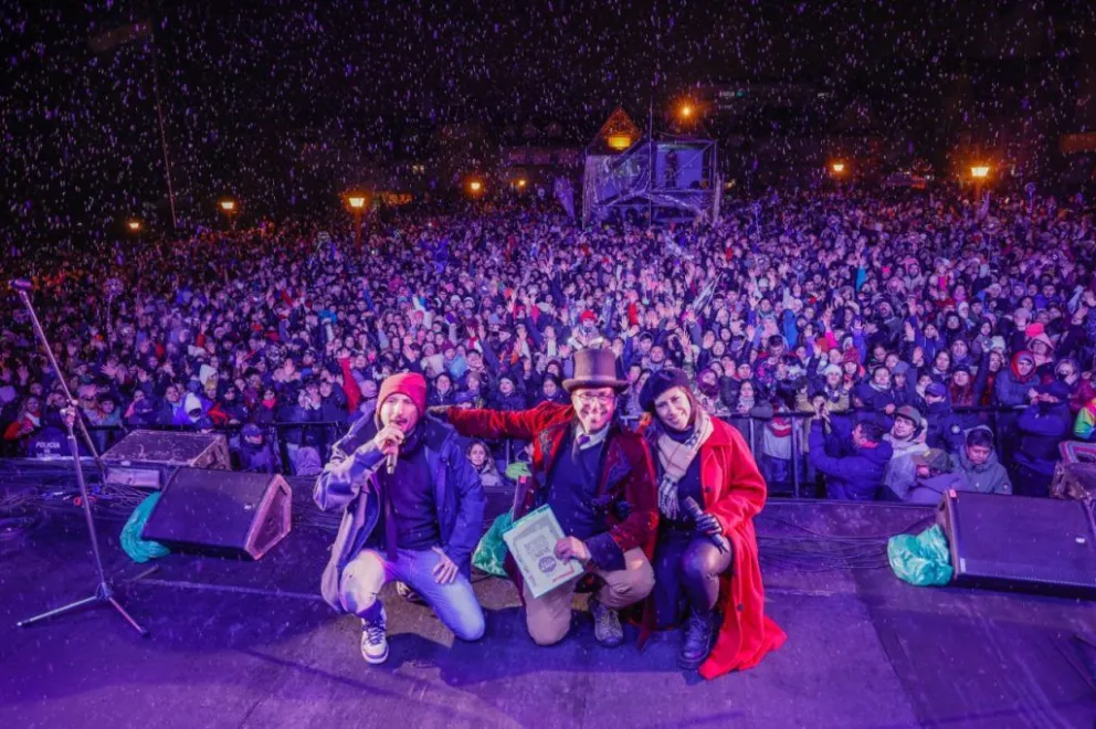 El cierre de la Fiesta de la Nieve, a puro baile con La Konga