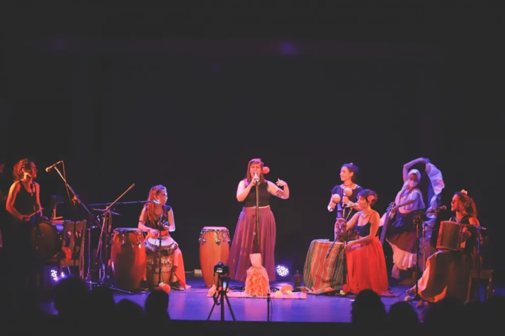 Juan Sisterna y Siembra Candela en la 4ta fecha del Ciclo MUEBA