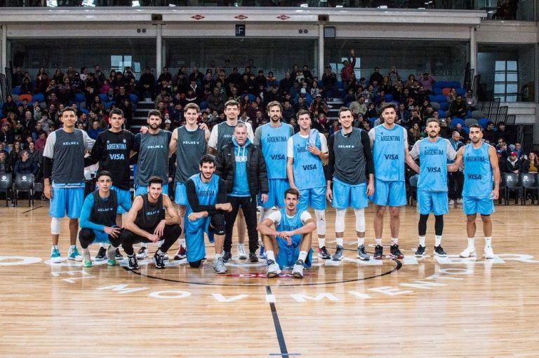 The Argentine National Team, with Deck, begins training in Mar del Plata |  New Web Journal
