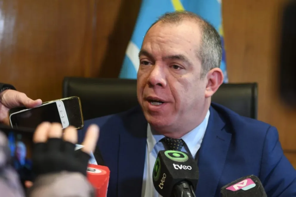 Grazzini: “Comenzamos la recorrida por más de 690 escuelas, para conocer la situación de cada uno de los edificios”
