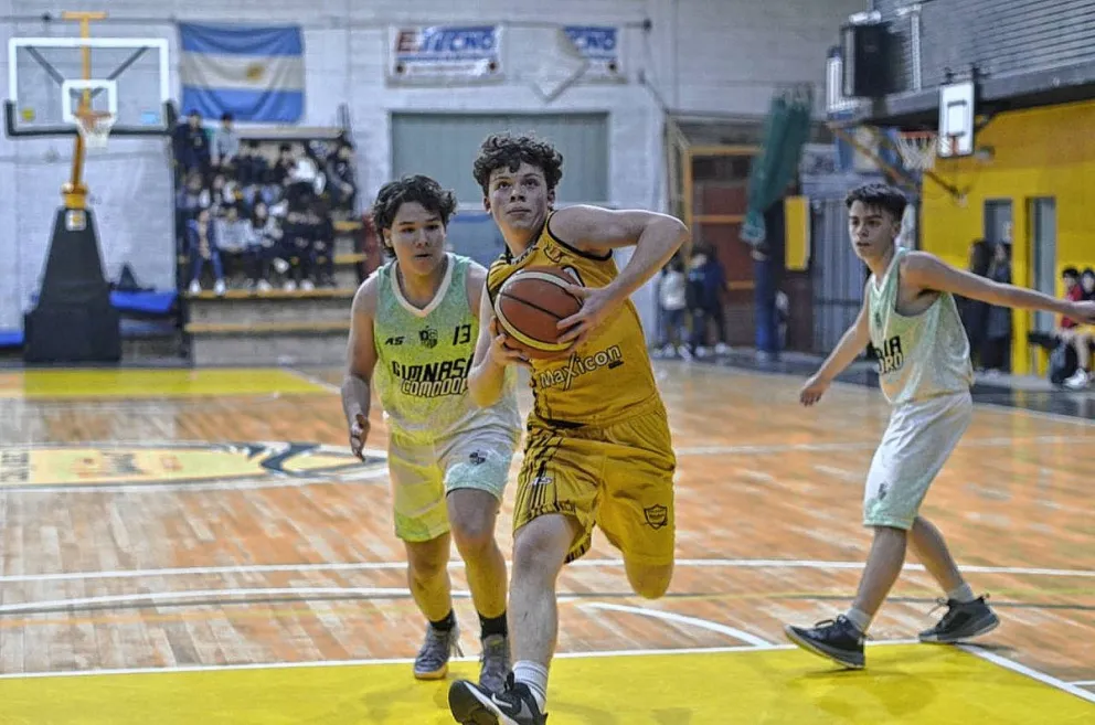 Náutico recibe a Petroquímica