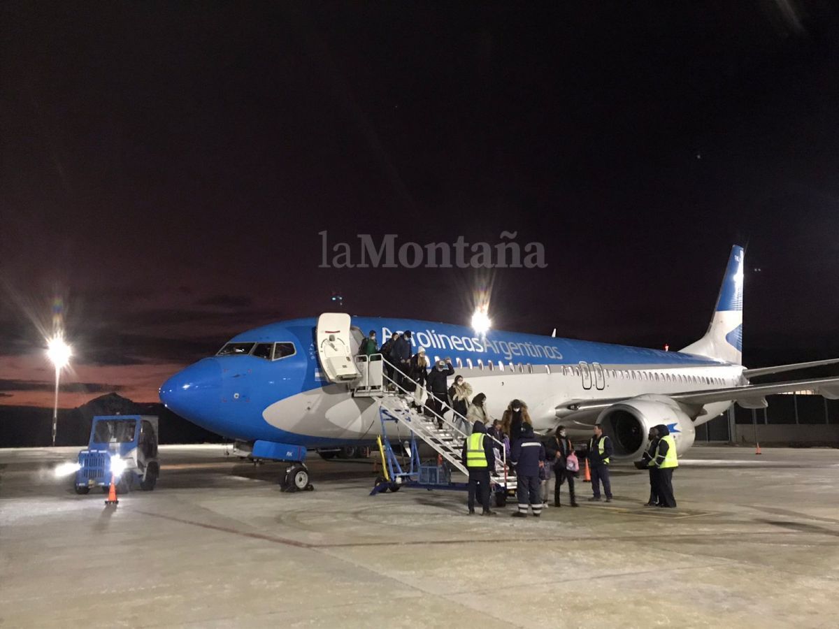 Hoy despega el último vuelo directo desde Brasil