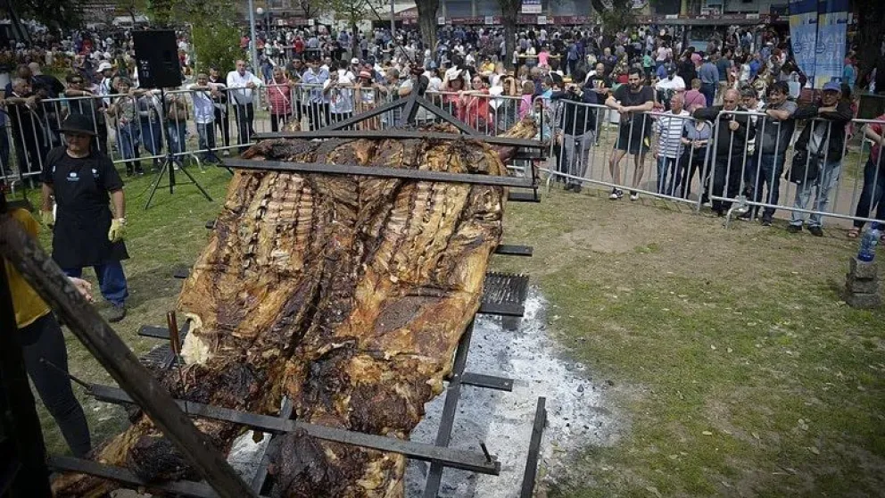 Quién es Juan Izaguirre, el gastronómico que representará a Río Negro en el Campeonato del Asado