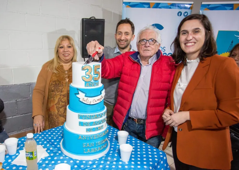 El Municipio acompañó el 35° aniversario de la Vecinal San Isidro Labrador