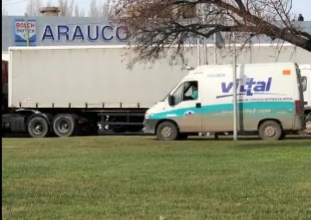 Una ambulancia se volvió todo terreno para poder atravesar los cortes de Ruta  