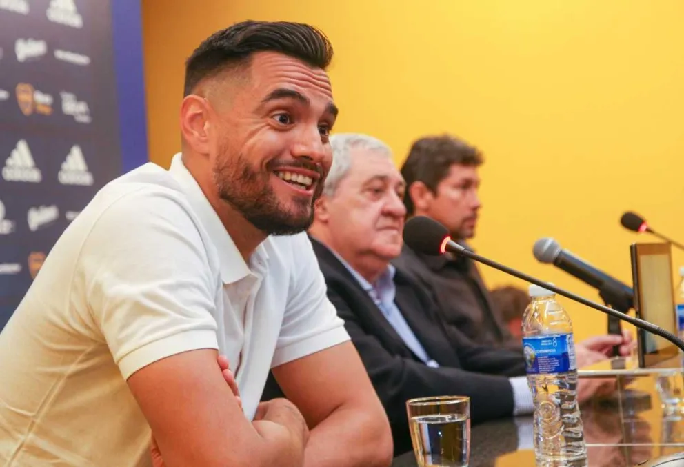 "Chiquito" Romero realizó una donación a Racing
