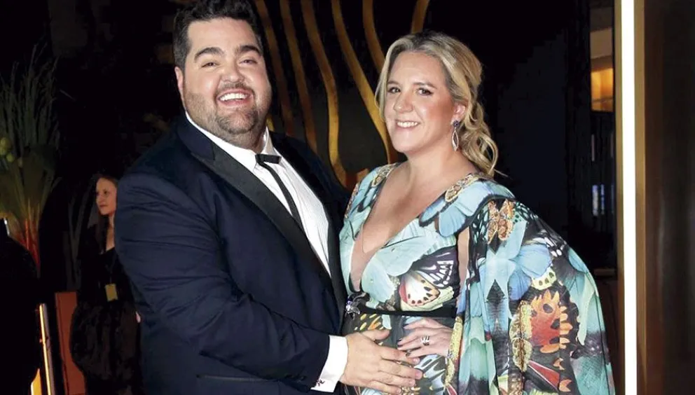 Darío Barassi y Lucía Gómez Centurión ya recibieron a su nena